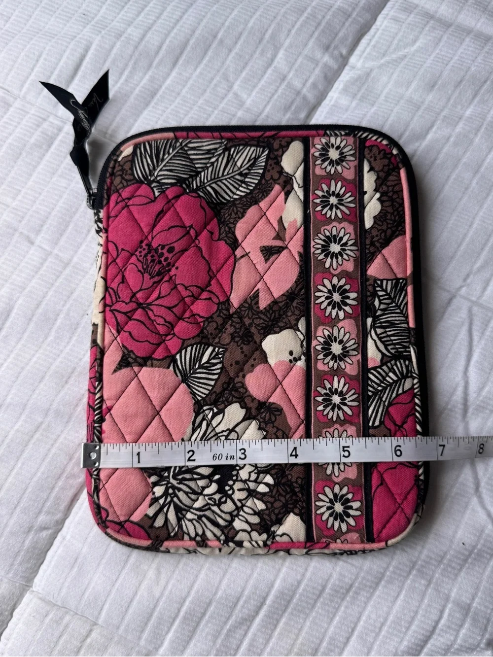 Vera Bradley pink floral tablet sleeve with zipper closure in mocha rogue
